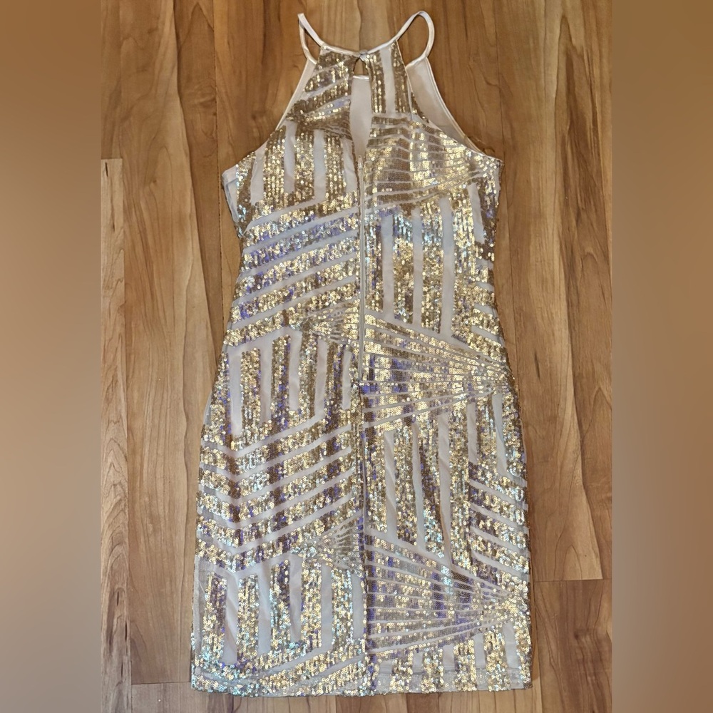 EUC, Sequin Hearts Gold Sequin Halter Minidress, Size Junior’s 3 - Picture 3 of 10
